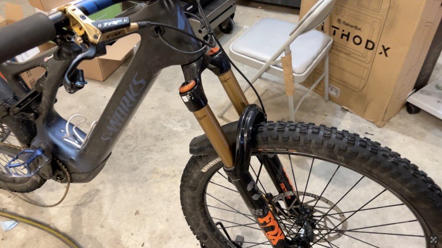 Get Fox Float Factory Suspension Service for Your Mountain Bike